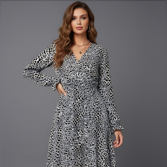 Black And White Animal Print Flounce Sleeve Belted Dress - Picture 6 of 10